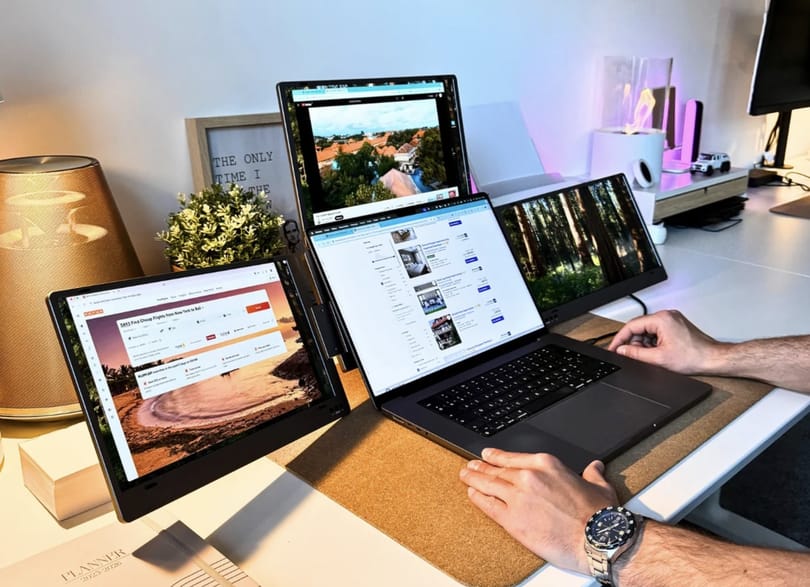 Négyképernyős laptop? Ilyen is van már
