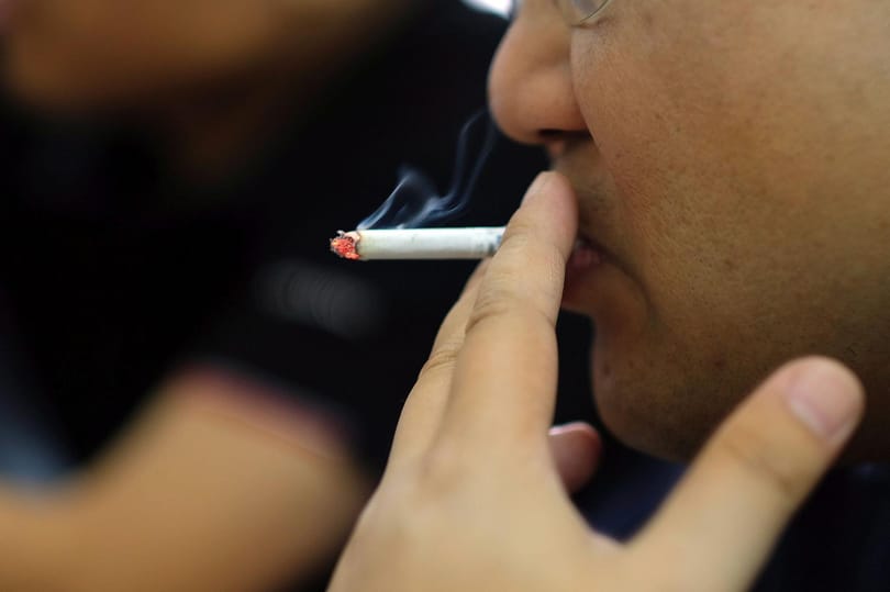 Megdöbbentek a kutatók: a szívbetegek gyakran a diagnózis után is tovább dohányoznak