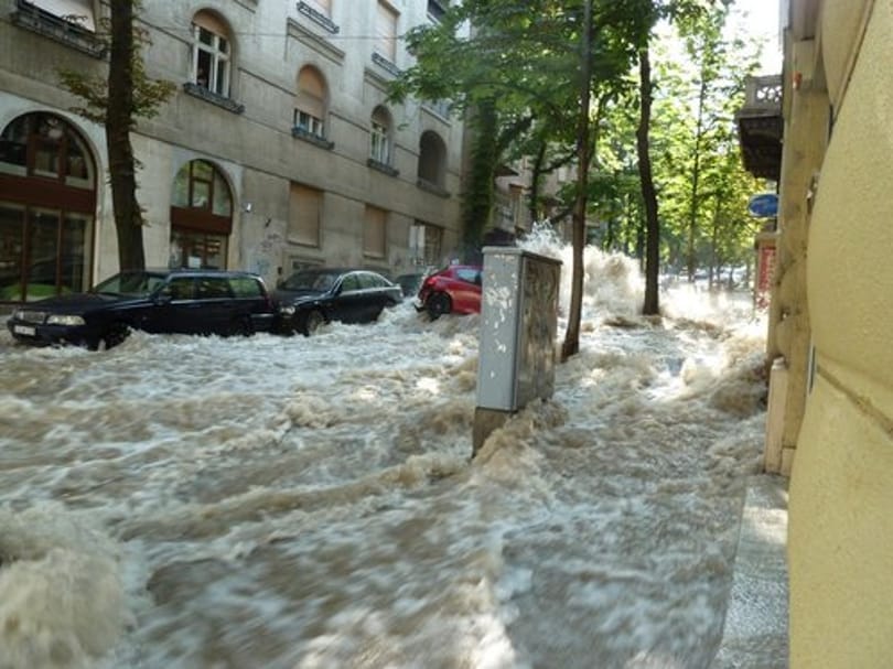 Brutális csőtörés: megnyitották a Budafoki utat