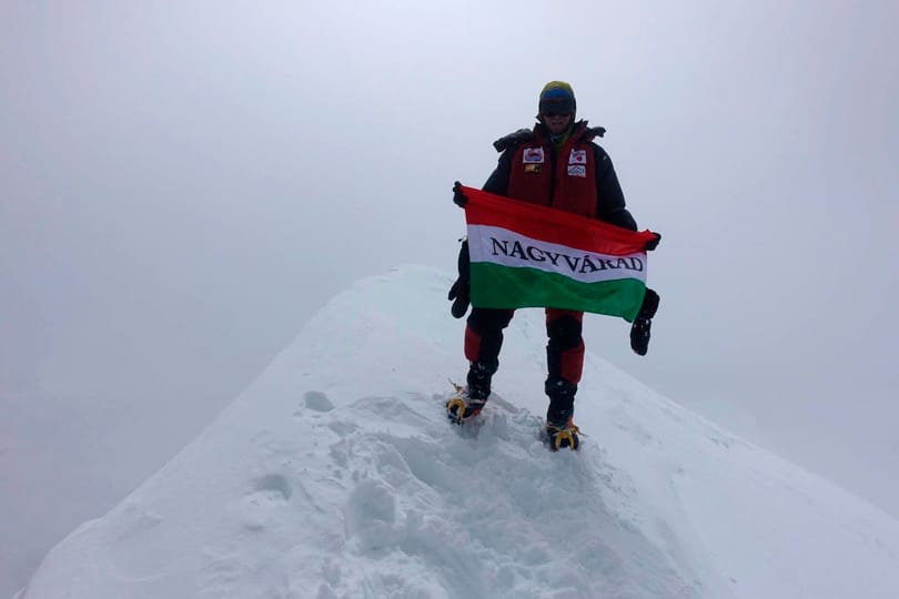 Varga Csaba felért a 8080 méteres Hidden Peak csúcsára