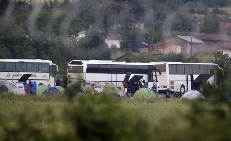 Kiürítik az idomeni menekülttábort