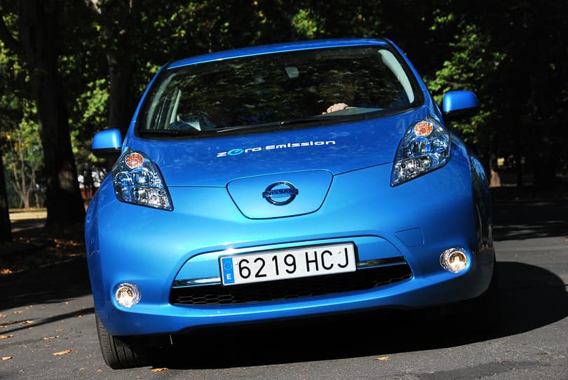 Bemutató: 2013-ban érkezik hozzánk az elektromos Nissan