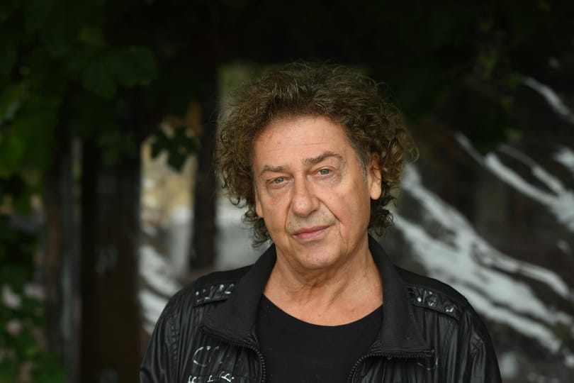 Másik János: Nem baj, ha Cseh Tamáshoz kapcsolják a nevemet, de korrigáltatom, ha a dalaimat neki tulajdonítják