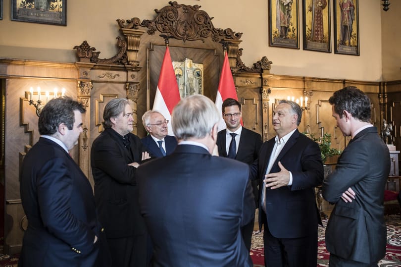 Orbán külön fogadta Trump korábbi kampányfőnökét