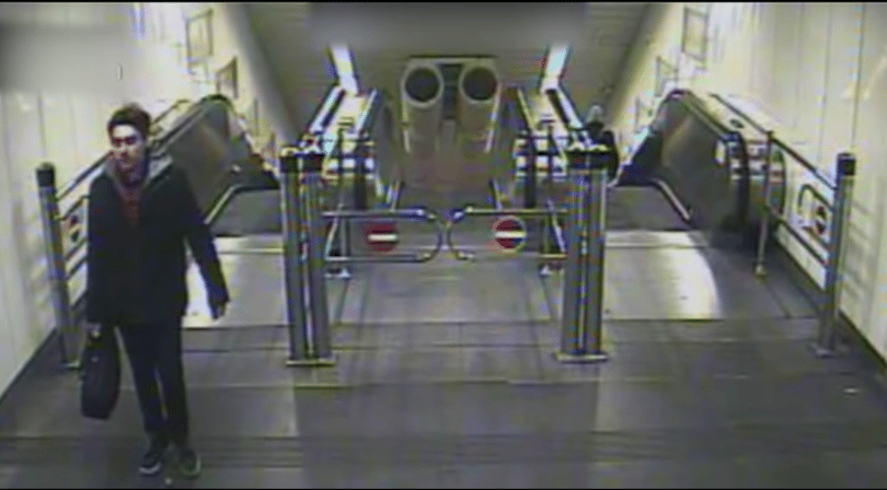 Már kép és videó is van a 2-es metróban paprikaspray-t használó férfiról
