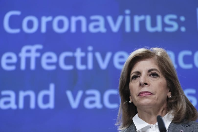 Visszautasítja az Európai Bizottság a ciprusi biztosról a magyar kormánymédiában keringő álhíreket