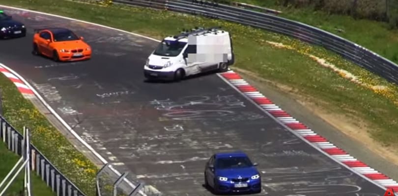 Német villanyszerelők ebédidőben a Nürburgringen? Nem biztos, hogy jó ötlet