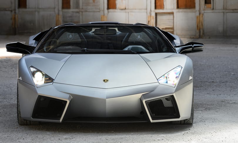 Ritka lehetőség: eladó egy szuperritka nyitott tetős Lamborghini Reventón