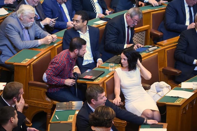 Kocsis Máté videóval próbálja bizonyítani, hogy Tordai fenyegeti a fideszeseket