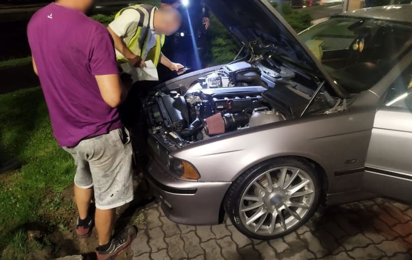 Tuningautós razzia volt Debrecennél, hangnyomáspróbázták a BMW-ket – videó