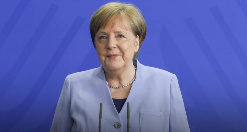 Spiegel: Orosz hírszerzők törték fel Merkel irodájának levelezését