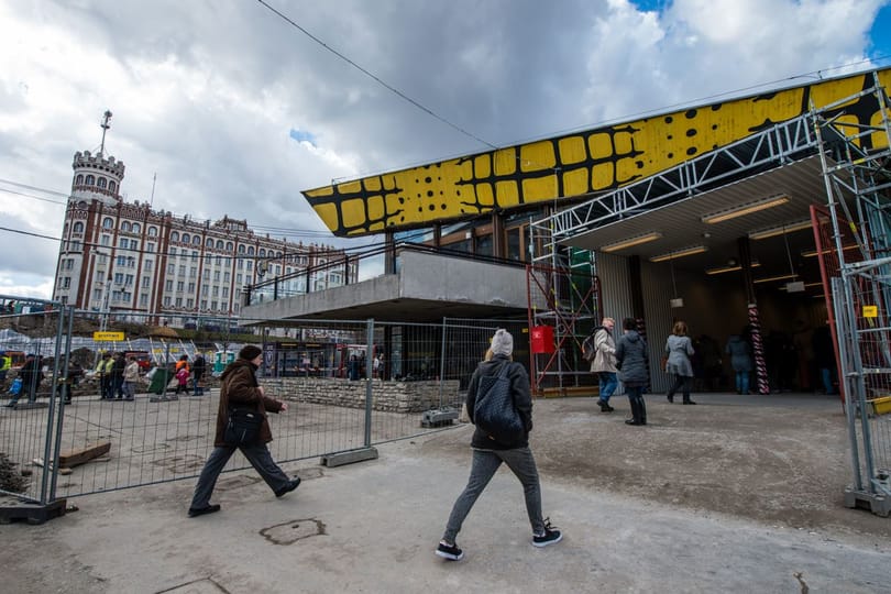 Elkészült a Széll Kálmán téri csarnok a csarnokban - fotók
