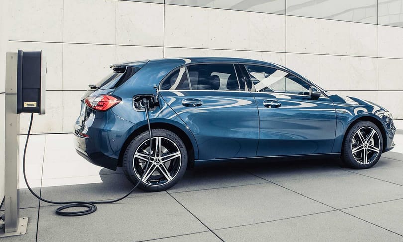 Megérkezett a plugin hibrid Mercedes A-osztály