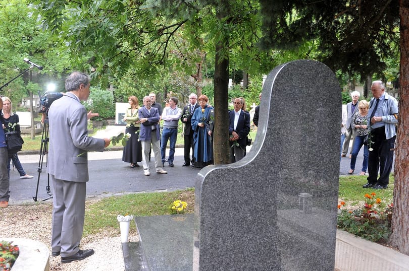 Felavatták Antal Imre síremlékét 