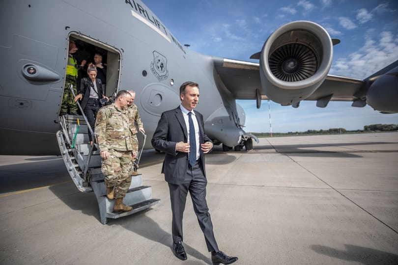 Politico: Az amerikai nagykövet az új közellenség Orbán számára, de a diplomata nem hagyja magát
