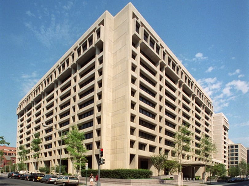 Van hátsó kijárat az IMF washingtoni székházában