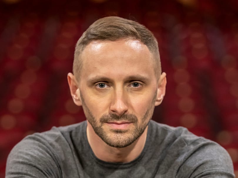 Józan László távozik a Vígszínháztól