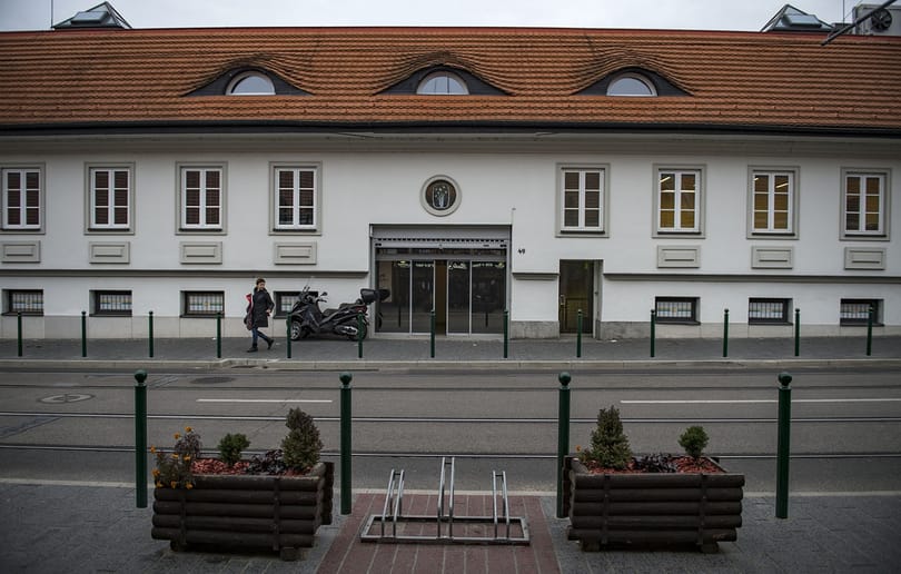 Költözik a Jobbik: új központból vezénylik a kampányt