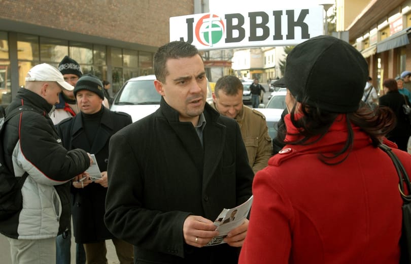 Fideszeseket szúrt le Orbán a Jobbik nyomulása miatt
