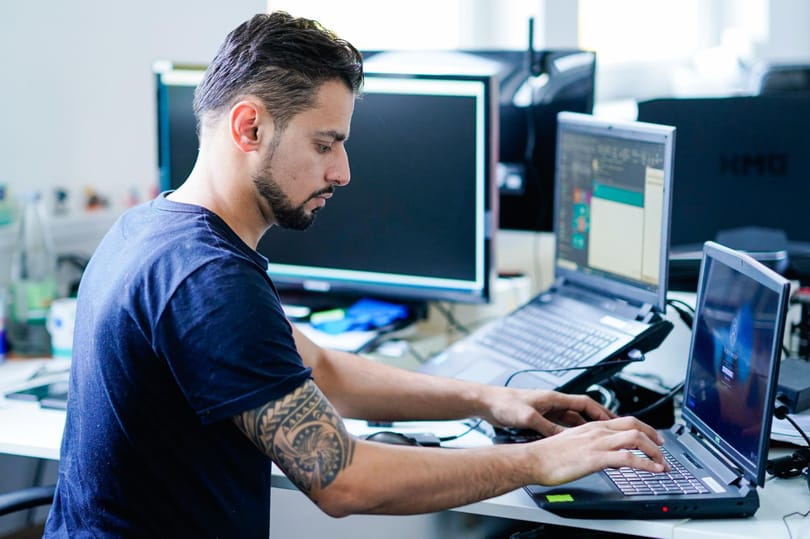 Milliárdok mentek el rá, de becsődölt az informatikai képzés vizsgarendszere