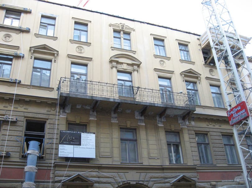 Eltüntettek egy belvárosi palotát