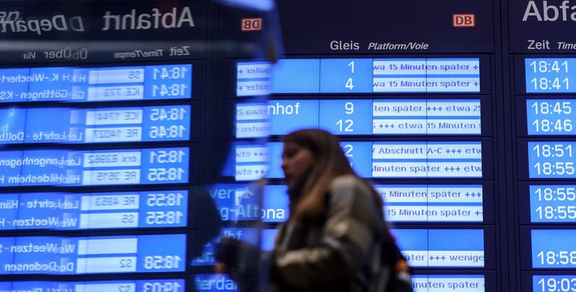 Magyarok ragadtak a torontói reptéren