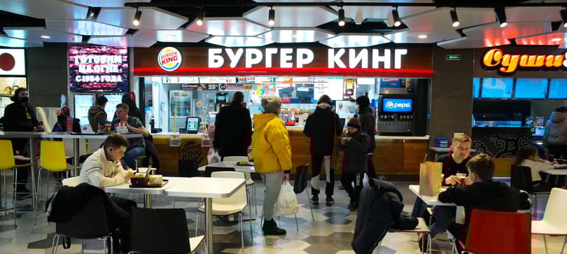 Hiába ígérte meg a Burger King, hogy otthagyja Oroszországot, eddig nem tette meg