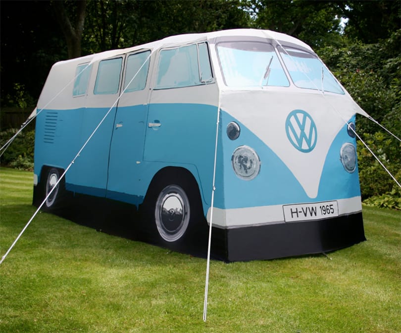 Tudjuk, miben alszol idén nyáron: a Volkswagen hippibusz sátorban