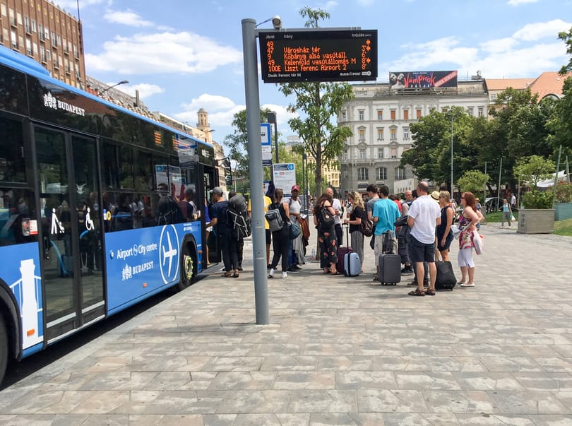 Majdnem duplájára emelkedhet a repülőtéri buszjegy ára