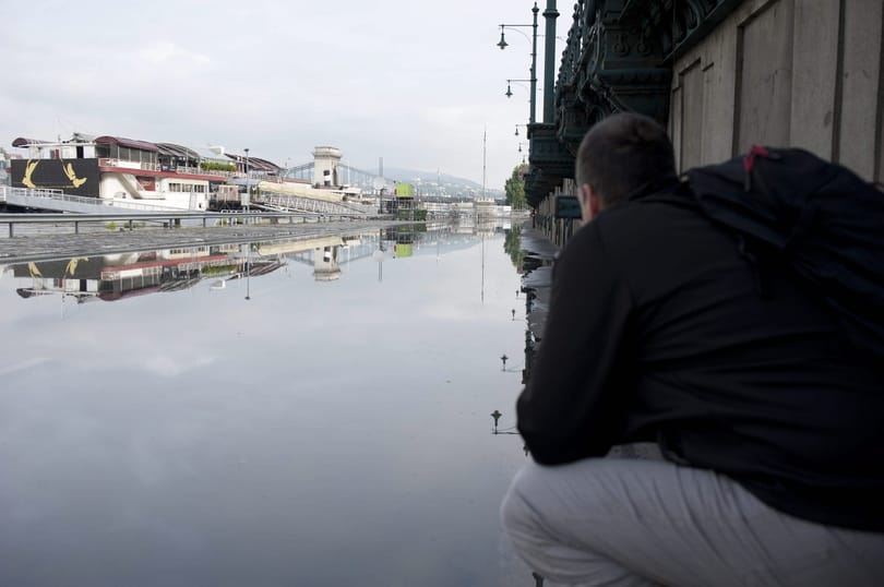 Csatornazsilipeket és átjárókat zárnak le a várható dunai árhullám miatt Budapesten
