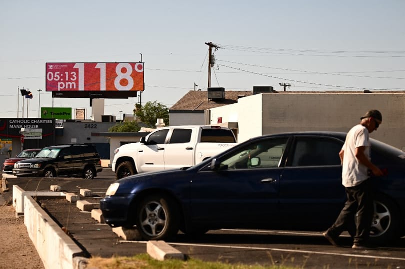 Az autókat is kiütötte az extrém kánikula Texasban