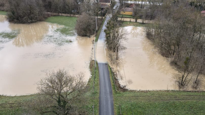 Drónfotókon a megáradt Sorok-Perint-patak