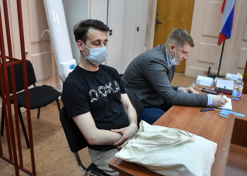 Diákújságnál razziázott, fiatalokat vett őrizetbe az orosz rendőrség