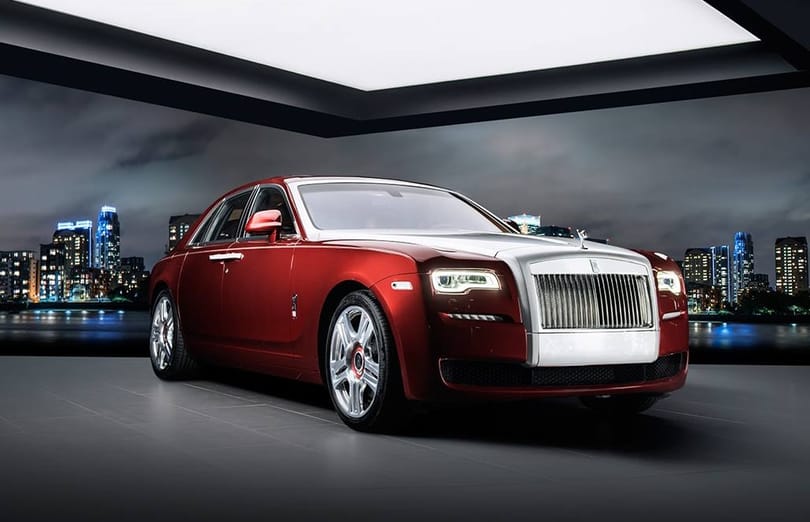 41 gyémántot kapott a királyi Rolls-Royce