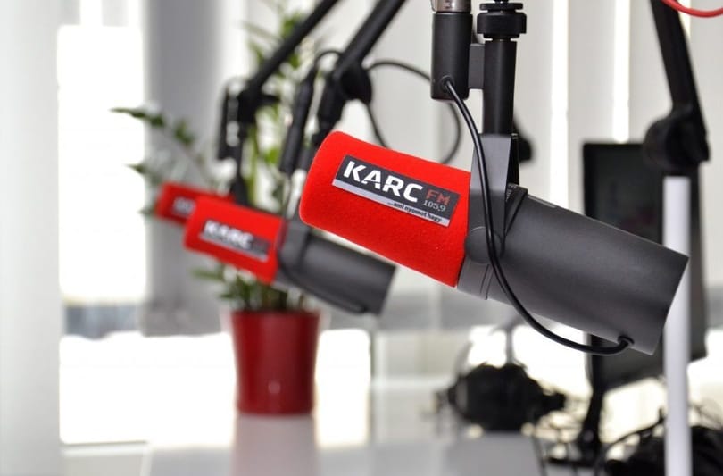 Kirúgások jönnek a Karc FM-nél, a rádió a jövőben főleg Hír TV-s műsorokat sugároz