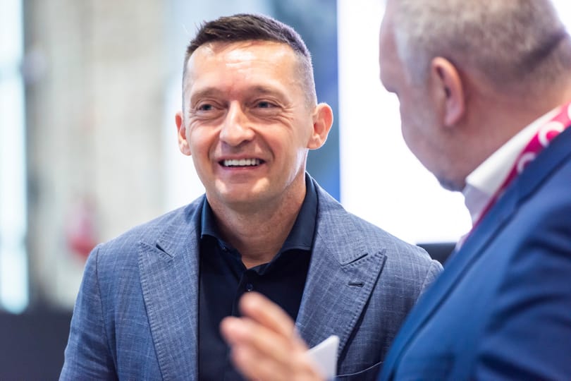 1,3 milliárdot hozott már Rogánnak a hírhedt találmánya, pedig nem is tulajdonos az azt hasznosító cégben