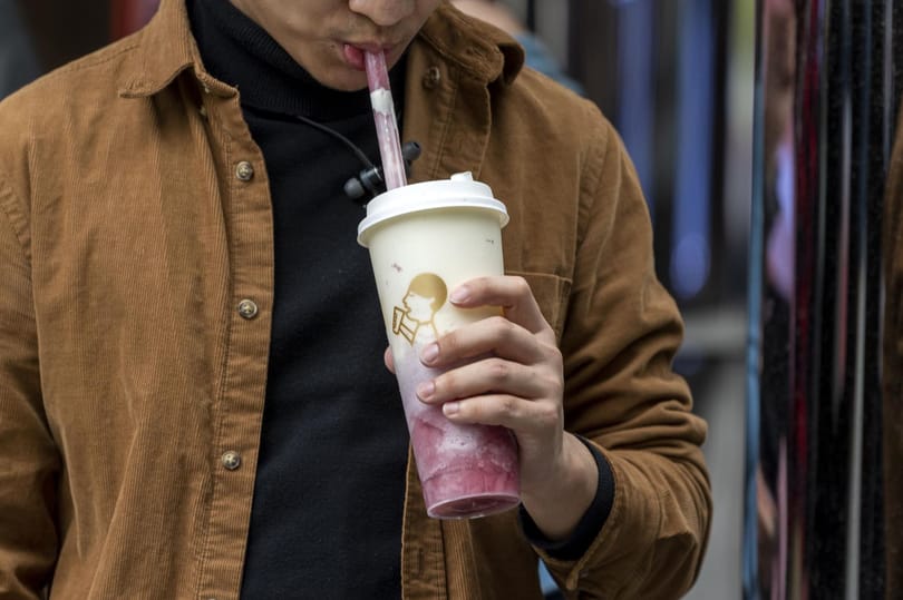 Narancslevet öntünk az óceánba a lebomló műanyagokkal