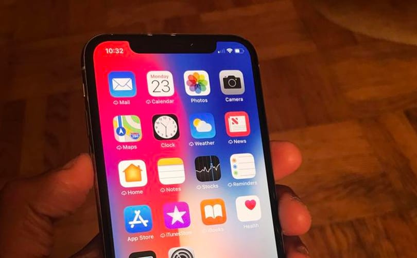 Váratlan fejlemény: hamarabb érkezhetnek a jubileumi iPhone-ok
