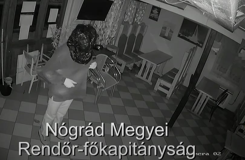 Nejlonzacskóval a fején tört be egy férfi a ceredi kocsmába – videó