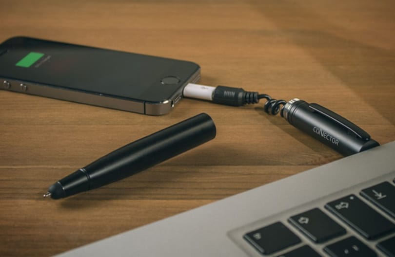 Így is lehet: töltse tollal a telefonját