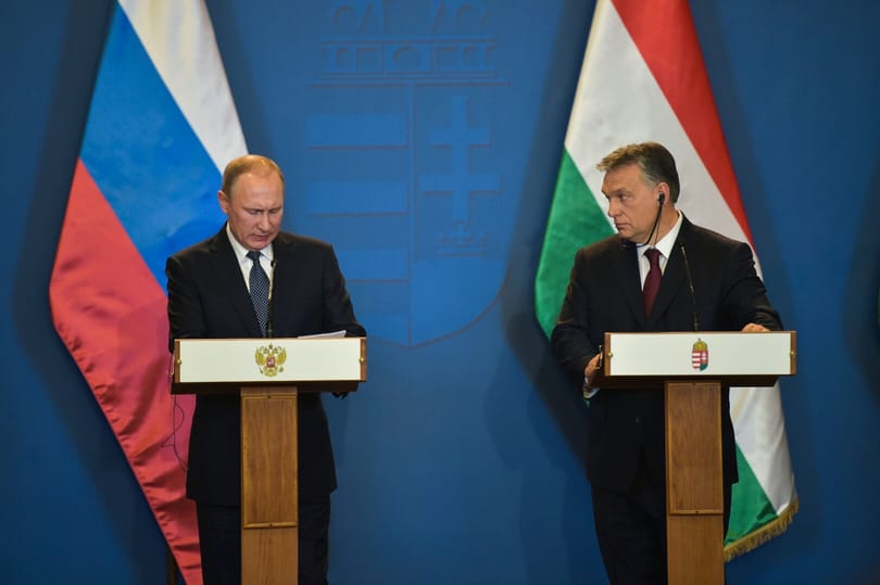 Seres: Eltérések a hazaáruláshoz képest