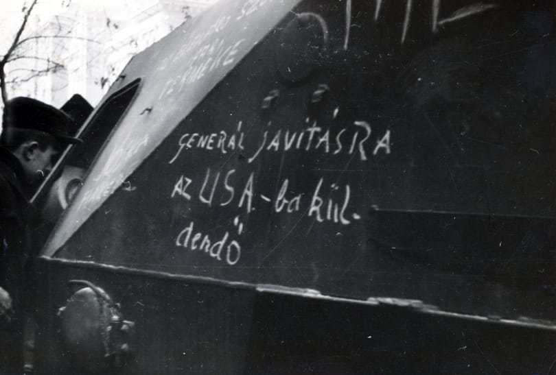 „Harcoljatok az utolsó csepp véretekig” – 1956 után így verték át a magyarokat a „cserben hagyó Amerika” meséjével