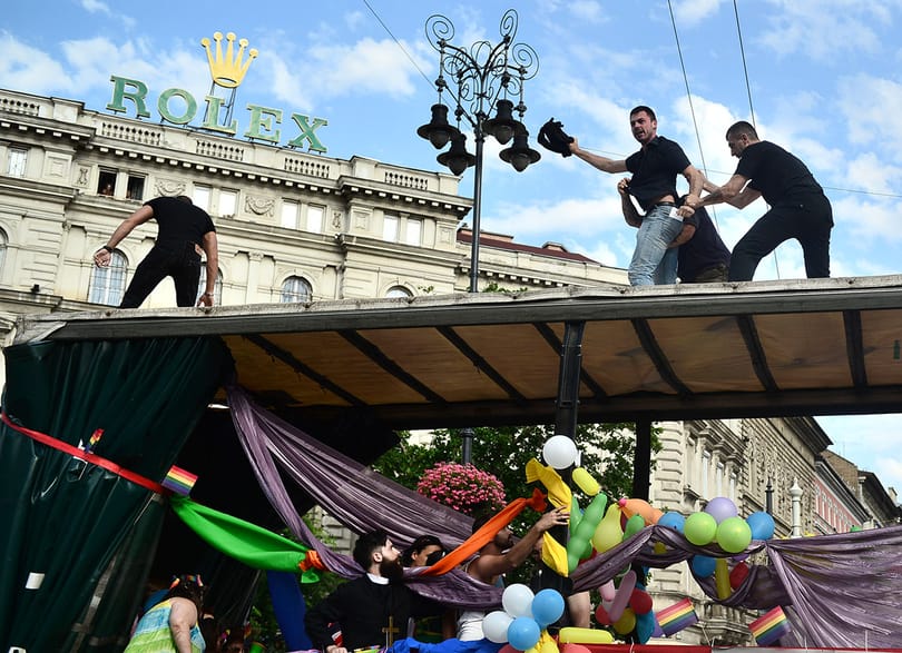 Pride: elfogták a biztonsági őröket, akiknek vérdíjat tűztek ki a fejére
