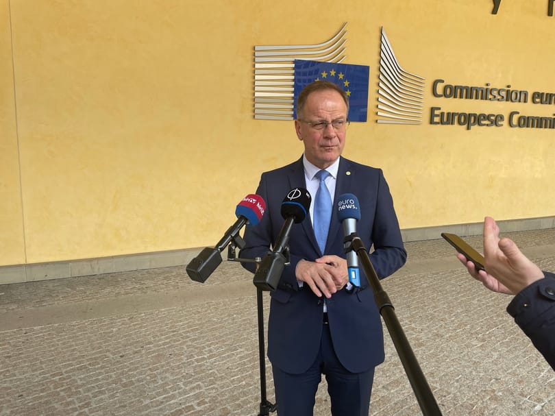 Navracsics Brüsszelben: „Minden rendben lesz