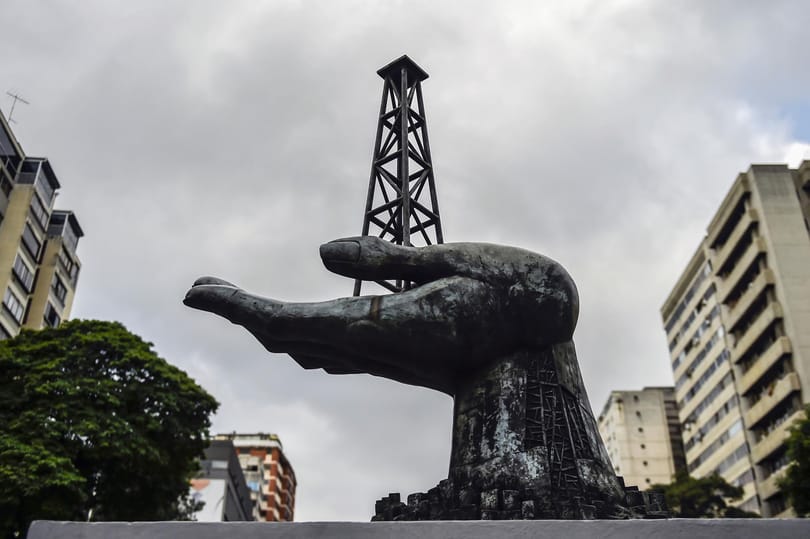 Venezuela majdnem megduplázta olajkitermelését, de még mindig nagy a baj az országban