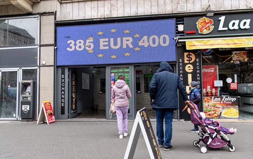 Gyerekenként 180 eurós támogatást adna Ausztria az infláció miatt