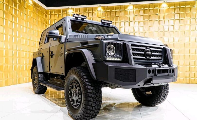 Ha valaki valóban harctérnek tekinti az utakat, annak itt a páncélozott Mercedes-Benz