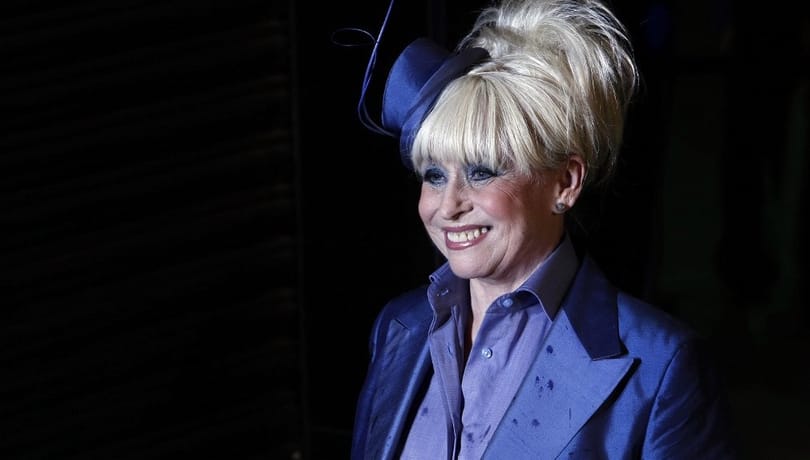 Meghalt Barbara Windsor