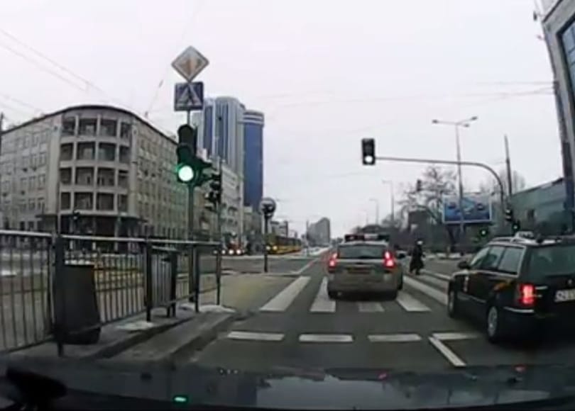 Megrendszabályozzák a bunkó rendőröket
