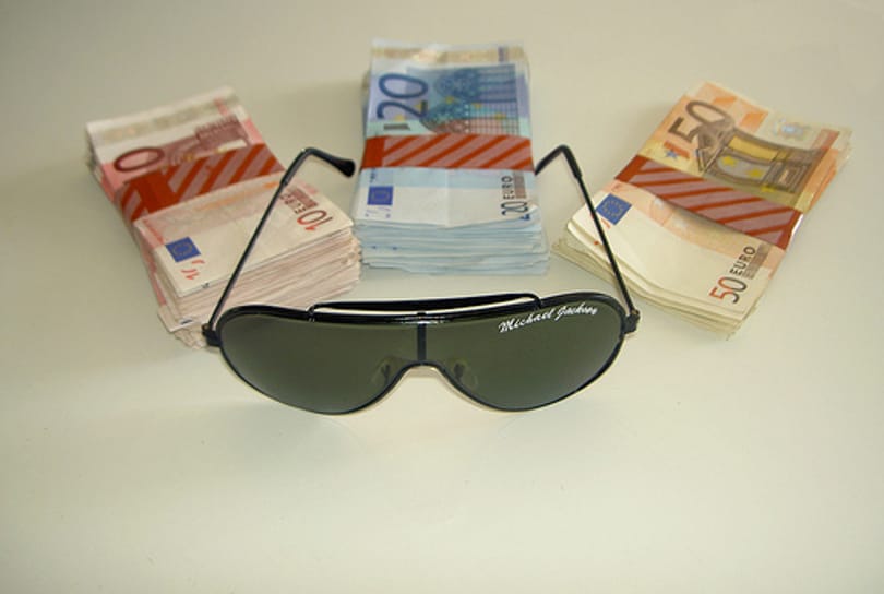 Hogyan jussunk el drága helyekre olcsón?